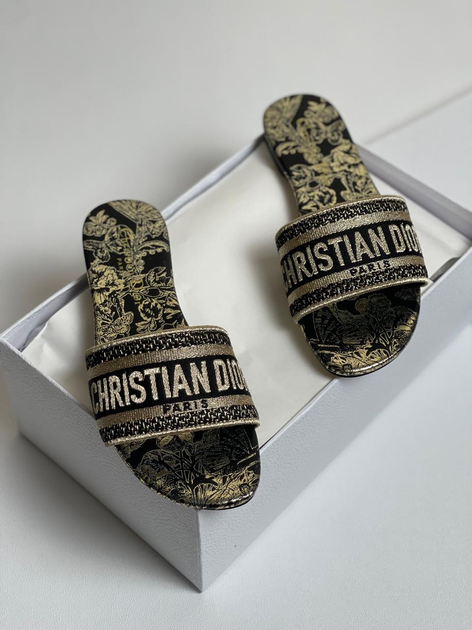 Christian Dior Dway Slide – Timeless Elegance with Embroidered Signature