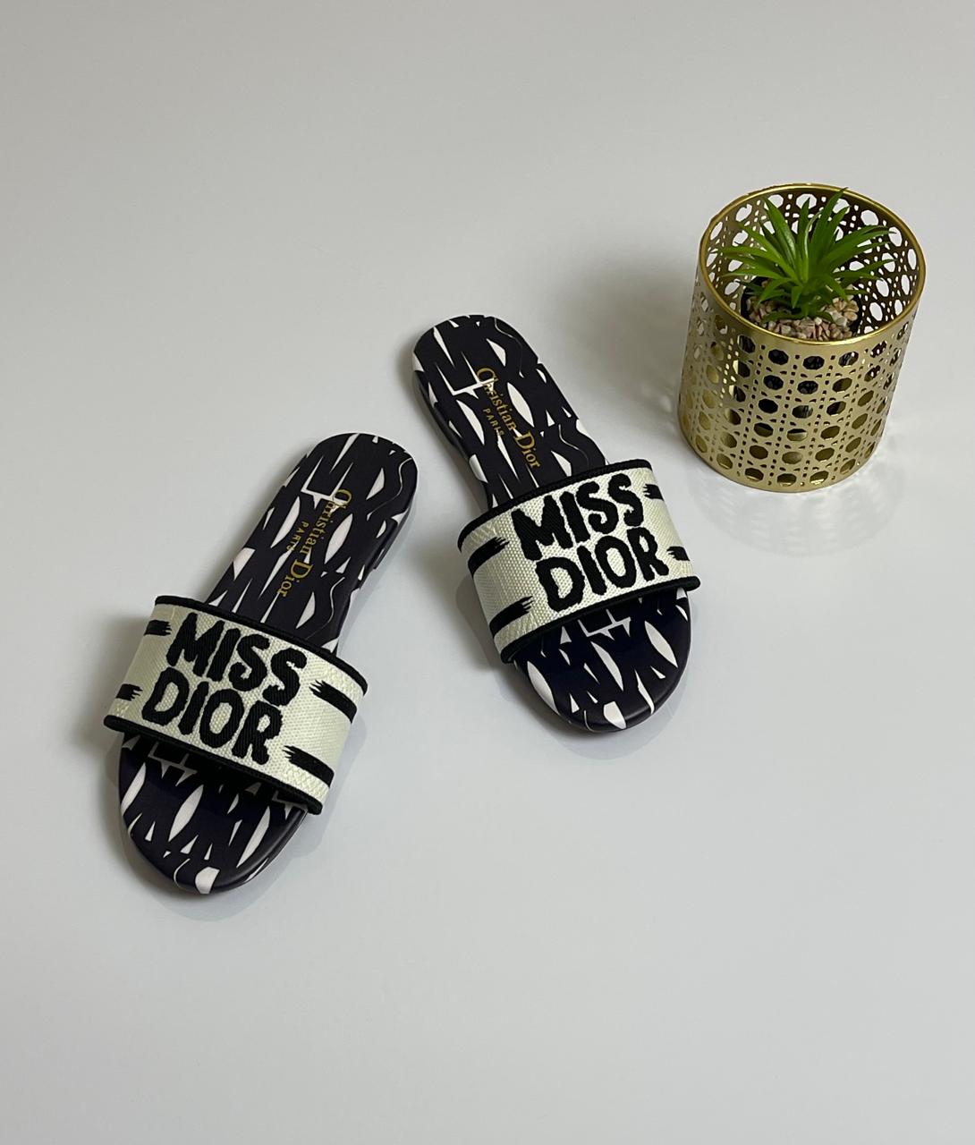 Dior Dway Slide – Embroidered Cotton with Miss Dior Allover Motif