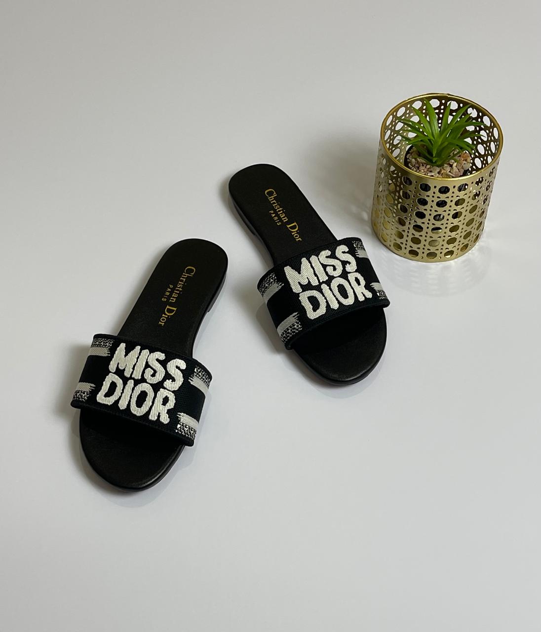 Dior Dway Slide – Embroidered Cotton with Miss Dior Allover Motif